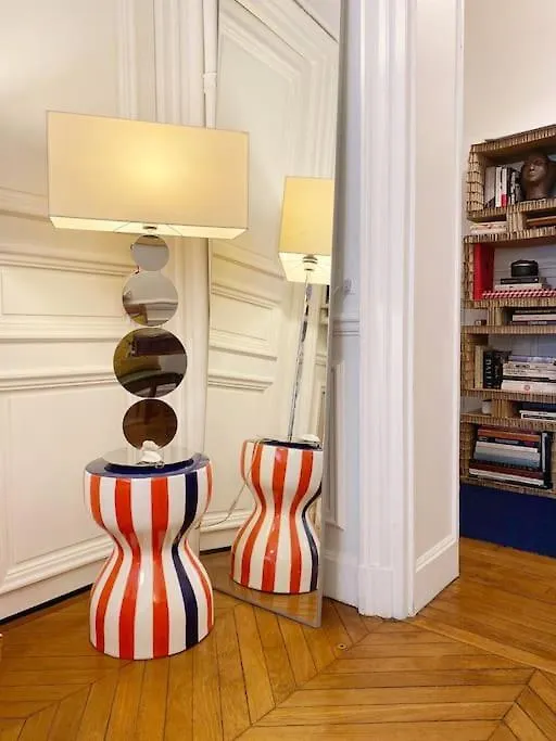 Artist At Tour Eiffel Appartement Parijs
